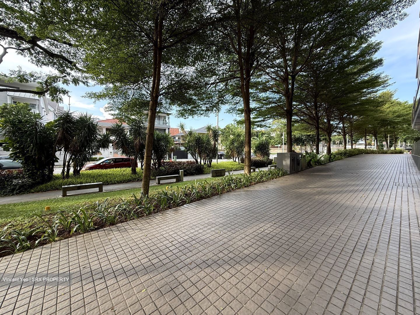 Kensington Square (D19), Retail #551030841